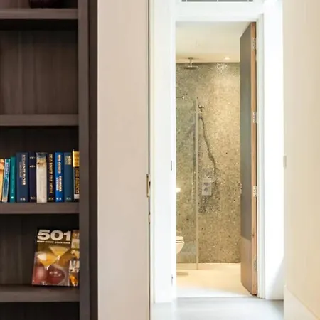 Superb Apartment Near Buckingham Palace Londen Buitenkant foto